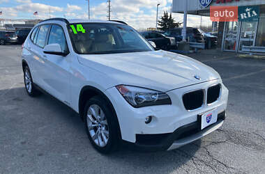 Внедорожник / Кроссовер BMW X1 2014 в 