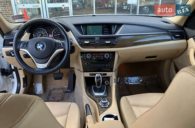 Внедорожник / Кроссовер BMW X1 2014 в 