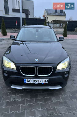 Внедорожник / Кроссовер BMW X1 2010 в 