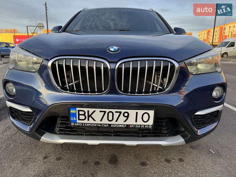 Внедорожник / Кроссовер BMW X1 2016 в Ровно