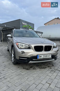 Позашляховик / Кросовер BMW X1 2013 в Києві