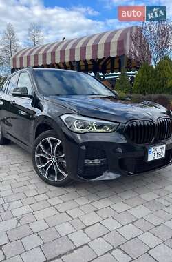 Позашляховик / Кросовер BMW X1 2021 в Сарнах