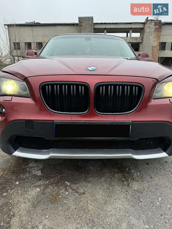 Позашляховик / Кросовер BMW X1 2010 в Черкаському