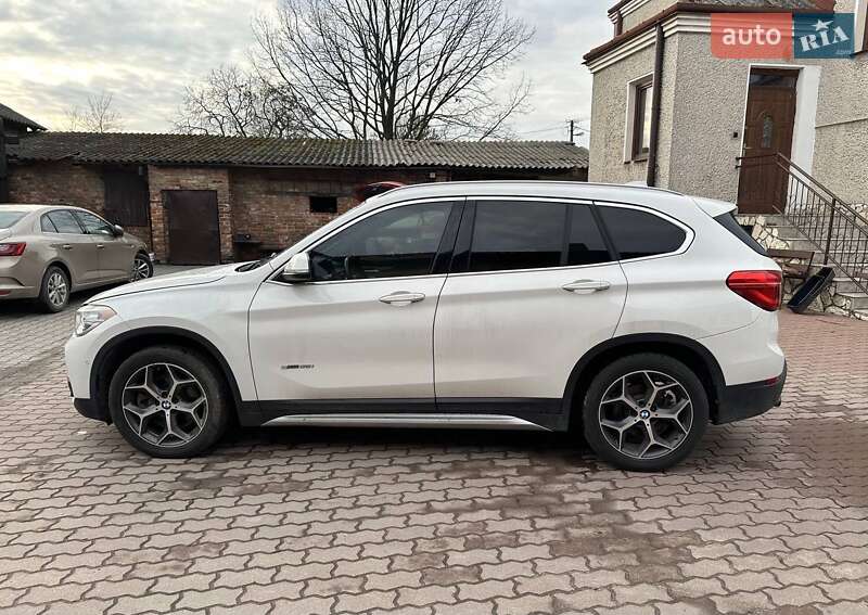 Внедорожник / Кроссовер BMW X1 2015 в Виннице