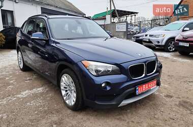 Внедорожник / Кроссовер BMW X1 2012 в 