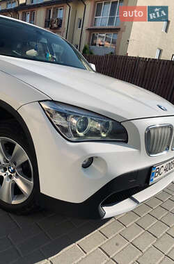 Внедорожник / Кроссовер BMW X1 2010 в Львове