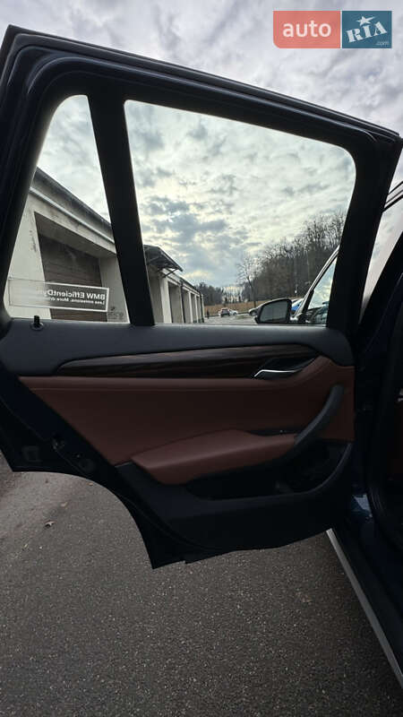 Внедорожник / Кроссовер BMW X1 2012 в Виннице