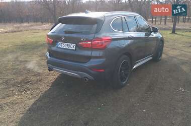 Внедорожник / Кроссовер BMW X1 2016 в Николаеве