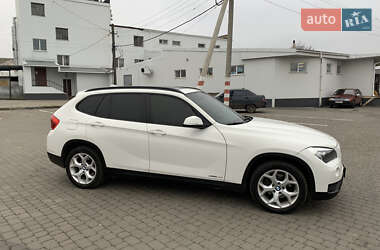 Внедорожник / Кроссовер BMW X1 2015 в Кременчуге