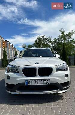 Позашляховик / Кросовер BMW X1 2015 в Івано-Франківську