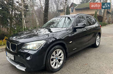 Внедорожник / Кроссовер BMW X1 2010 в Киеве