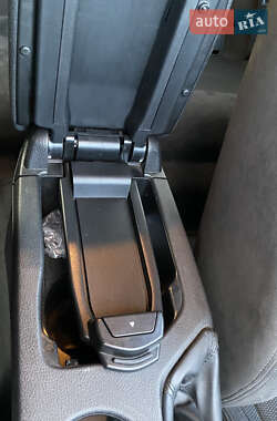Внедорожник / Кроссовер BMW X1 2012 в 