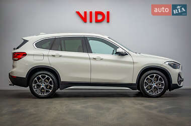 Внедорожник / Кроссовер BMW X1 2021 в 