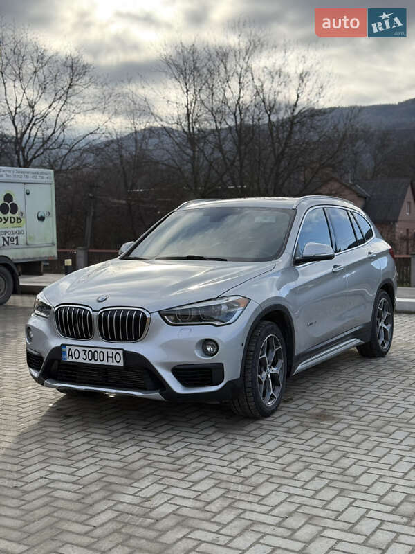 Позашляховик / Кросовер BMW X1 2017 в Тячеві