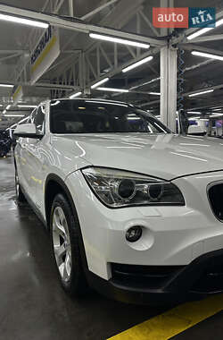 Позашляховик / Кросовер BMW X1 2012 в Чернівцях