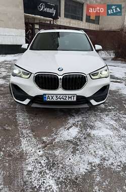 Внедорожник / Кроссовер BMW X1 2017 в Харькове