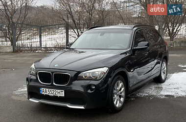 Позашляховик / Кросовер BMW X1 2010 в Києві