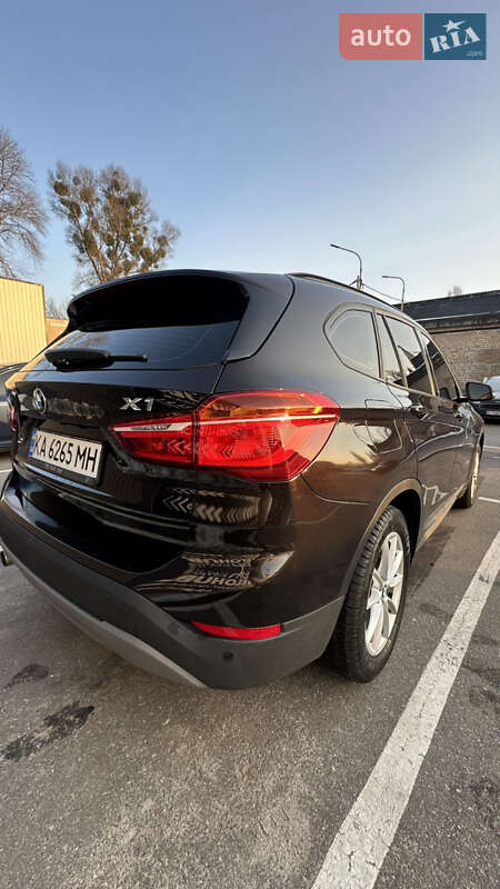 Внедорожник / Кроссовер BMW X1 2016 в Киеве