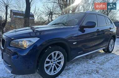 Внедорожник / Кроссовер BMW X1 2010 в Киеве