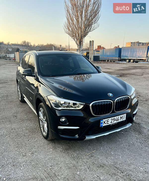 Позашляховик / Кросовер BMW X1 2016 в Кривому Розі