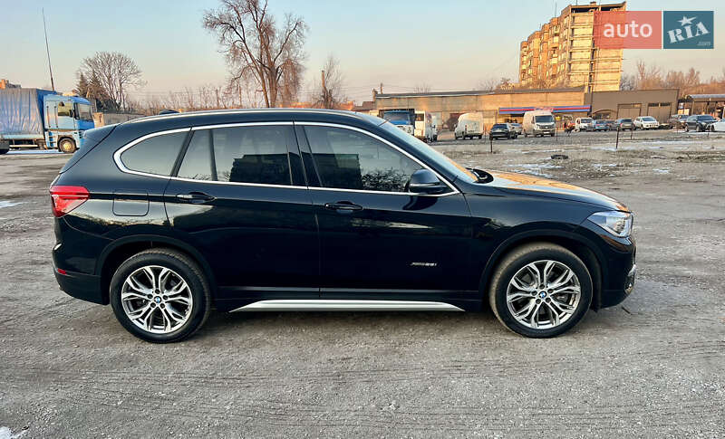 Позашляховик / Кросовер BMW X1 2016 в Кривому Розі