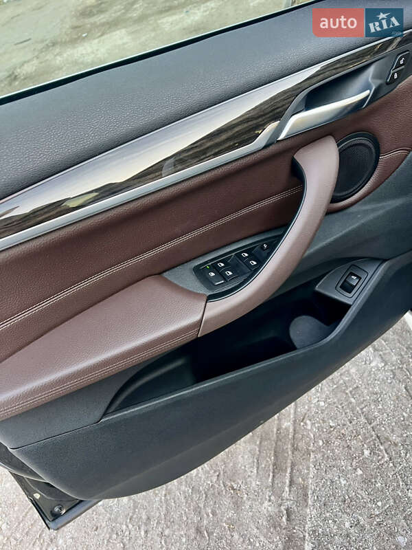 Позашляховик / Кросовер BMW X1 2016 в Кривому Розі