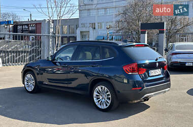 Внедорожник / Кроссовер BMW X1 2014 в 