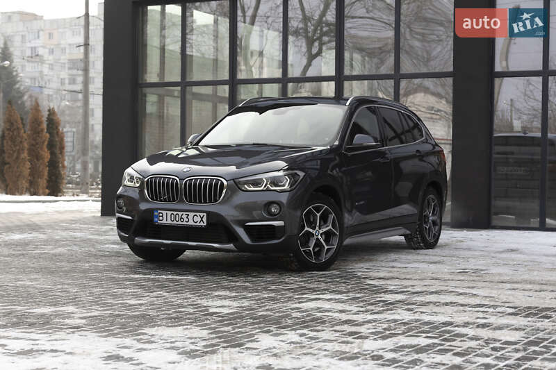Внедорожник / Кроссовер BMW X1 2016 в Полтаве