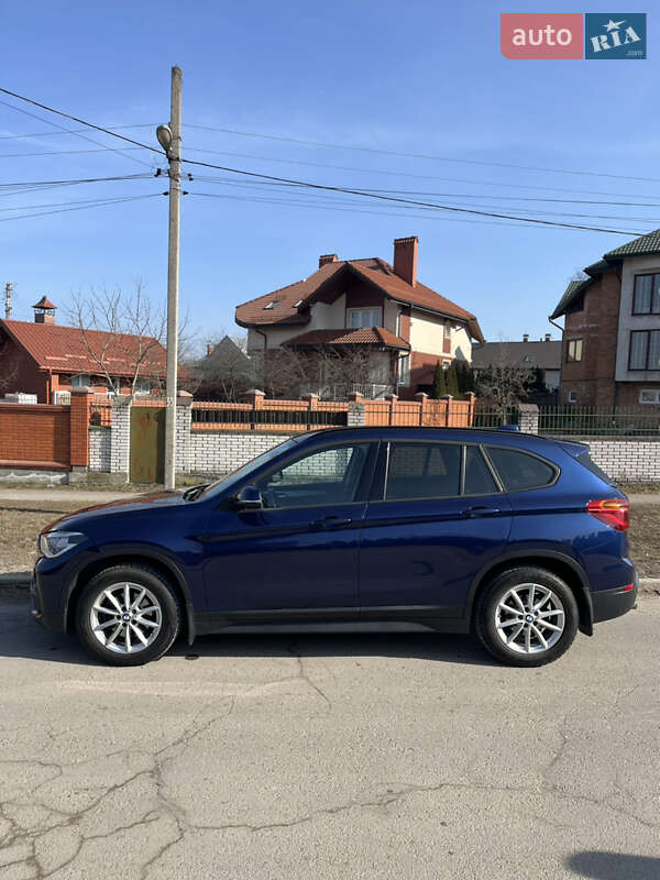 Внедорожник / Кроссовер BMW X1 2016 в Львове