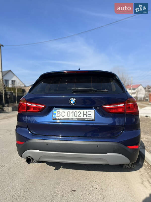 Внедорожник / Кроссовер BMW X1 2016 в Львове