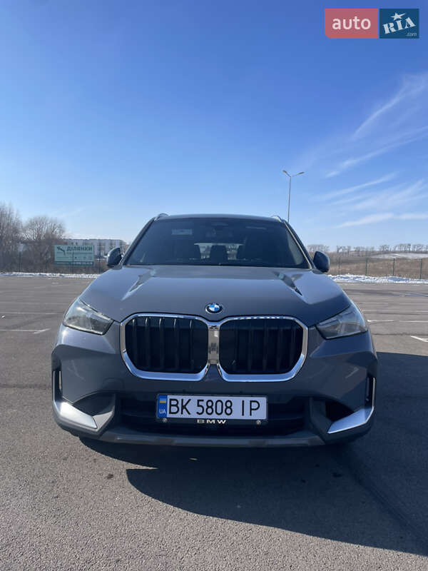 Позашляховик / Кросовер BMW X1 2022 в Рівному