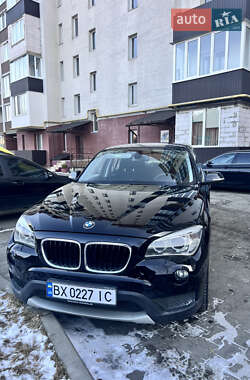 Внедорожник / Кроссовер BMW X1 2012 в Хмельницком