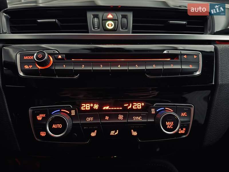 Внедорожник / Кроссовер BMW X1 2015 в Тернополе