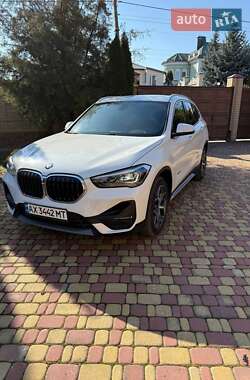 Позашляховик / Кросовер BMW X1 2017 в Харкові