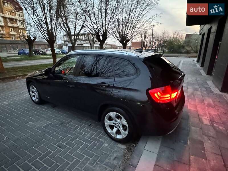 Внедорожник / Кроссовер BMW X1 2014 в Ужгороде
