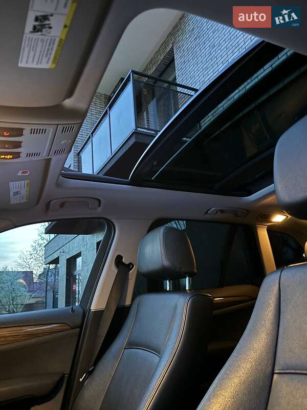 Внедорожник / Кроссовер BMW X1 2014 в Ужгороде