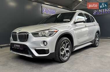 Позашляховик / Кросовер BMW X1 2017 в 