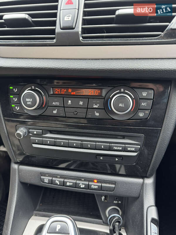 Позашляховик / Кросовер BMW X1 2013 в Одесі