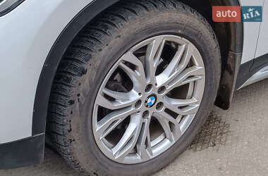 Внедорожник / Кроссовер BMW X1 2016 в 