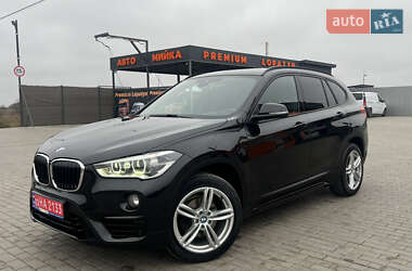 Внедорожник / Кроссовер BMW X1 2016 в 