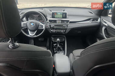 Внедорожник / Кроссовер BMW X1 2016 в 