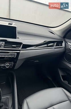 Внедорожник / Кроссовер BMW X1 2022 в 