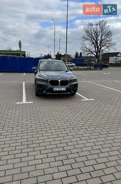 Внедорожник / Кроссовер BMW X1 2022 в 