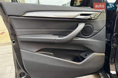 Внедорожник / Кроссовер BMW X1 2019 в 