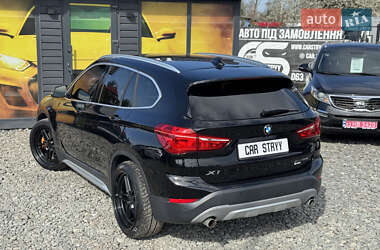 Позашляховик / Кросовер BMW X1 2018 в 