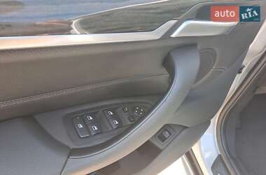 Внедорожник / Кроссовер BMW X1 2016 в 