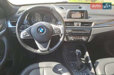 Внедорожник / Кроссовер BMW X1 2016 в 