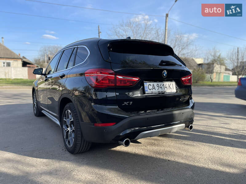 Позашляховик / Кросовер BMW X1 2021 в Харкові