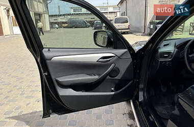 Внедорожник / Кроссовер BMW X1 2012 в 