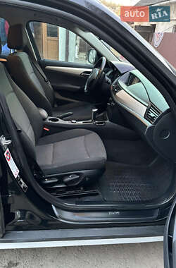 Внедорожник / Кроссовер BMW X1 2012 в 